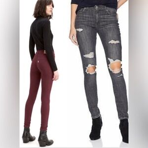 2 Levi’s Skinny Jeans